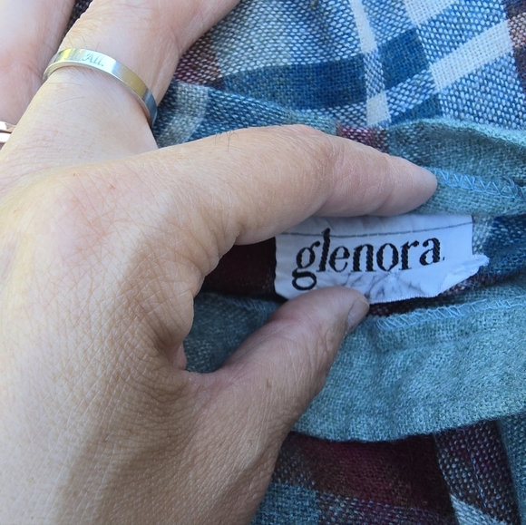 Glenora Plaid A-Line Skirt in Blue and Burgundy Small - Picture 2 of 4